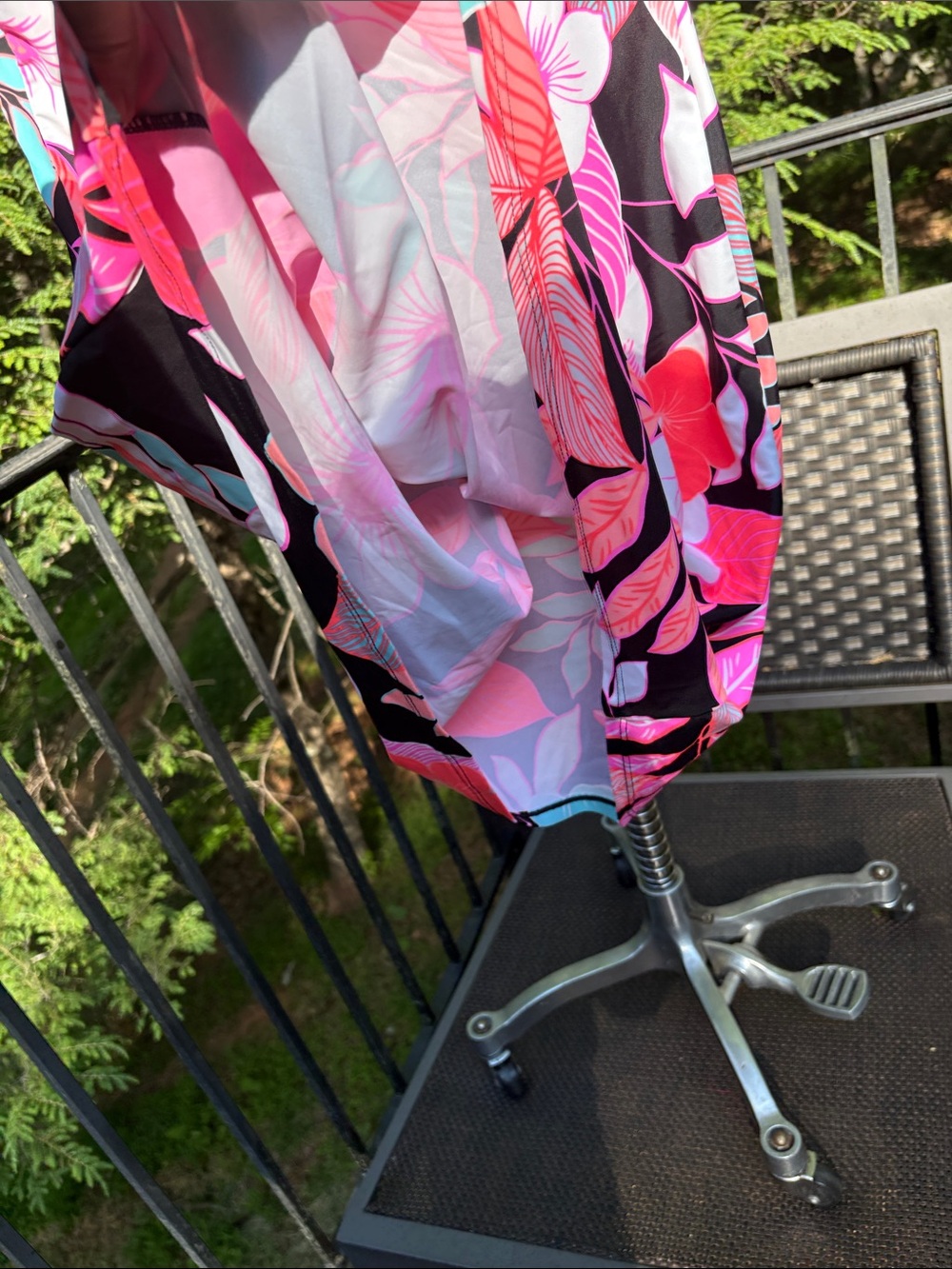 ZeroXposur Black Tropical Floral swim Dress with Pink floral accents sz L - Picture 6 of 10